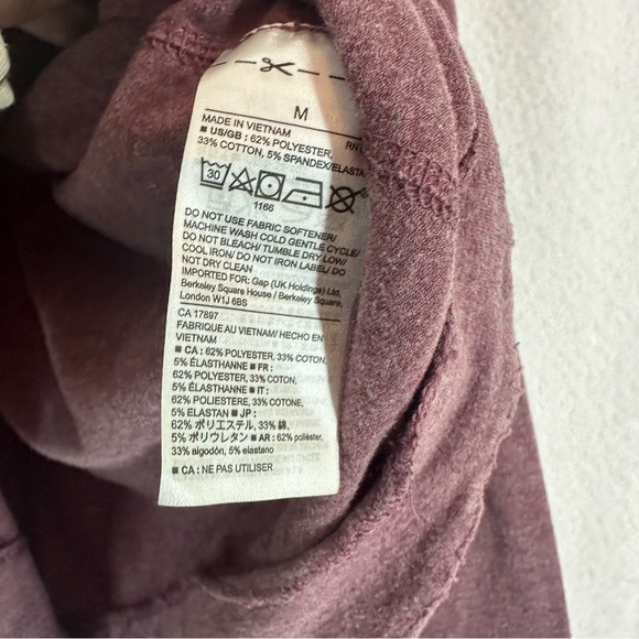 Gap Fit Long Sleeve Pullover Hoodie Activewear Womens Medium Pink - Picture 6 of 9